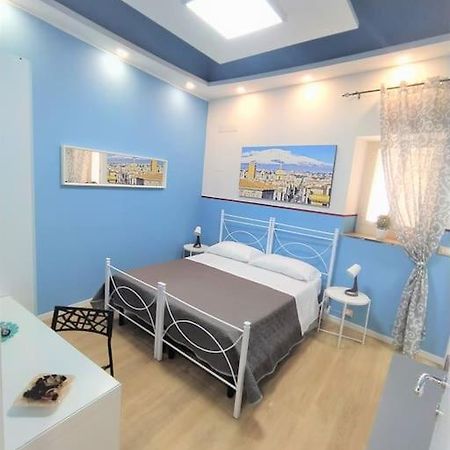 Carrata House Apartment Катания Экстерьер фото